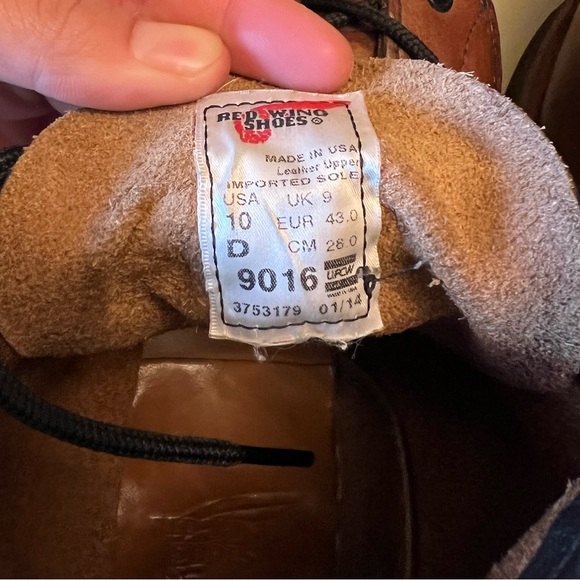 Like NEW, genuine leather Red Wing boots. Men’s USA 10 - Picture 6 of 7